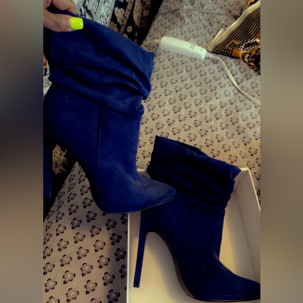 Royal blue booties never worn